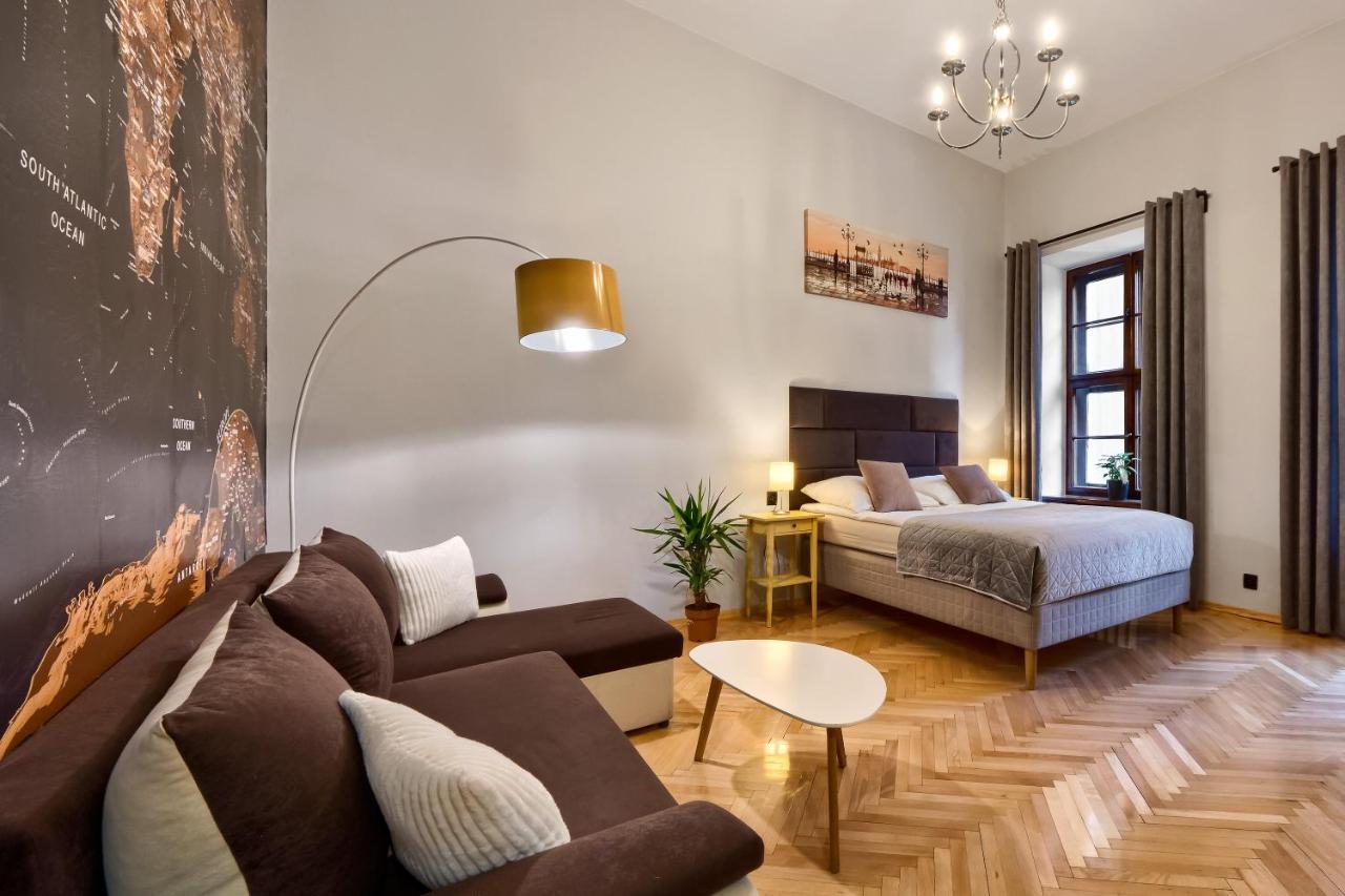 Comfortable Apartments In The Old Town Of Cracovia Esterno foto