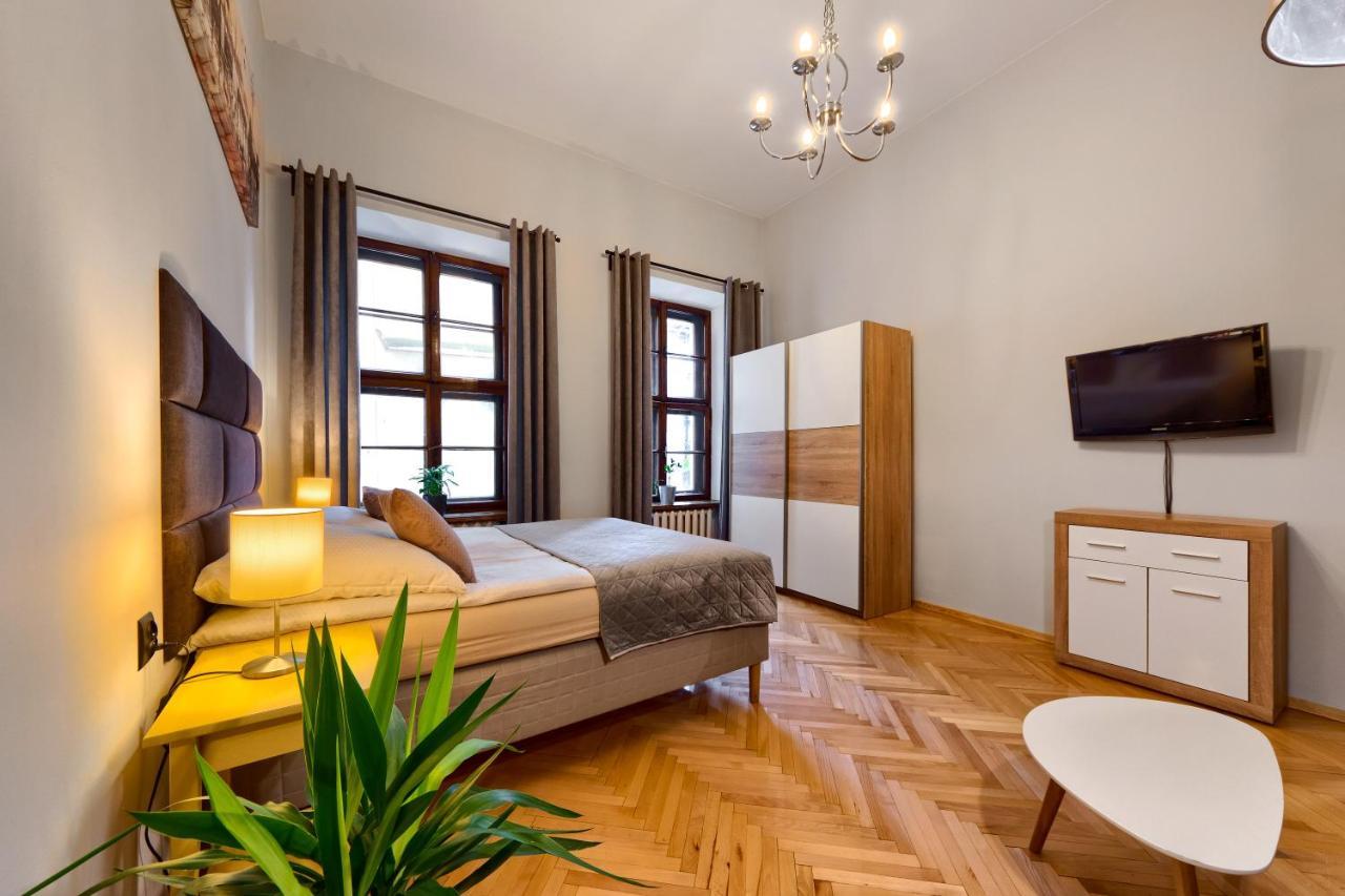Comfortable Apartments In The Old Town Of Cracovia Esterno foto